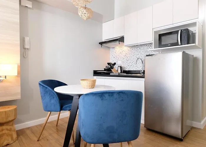 Spacious With Internet And Netflix Aparthotel